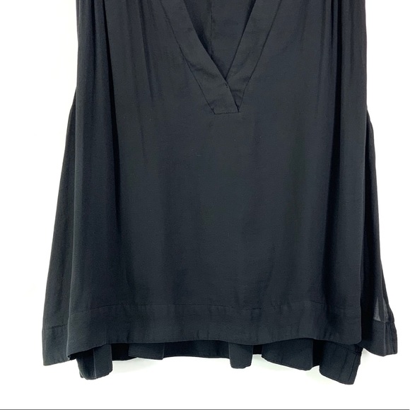 FREE PEOPLE Black Tank Top V-Neck Flowy Sleeveless Loose Fit Top Small H3 - Picture 2 of 7